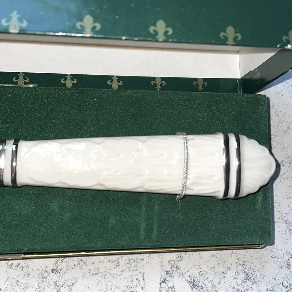 Lenox Desert Serving Knife Brand New Condition